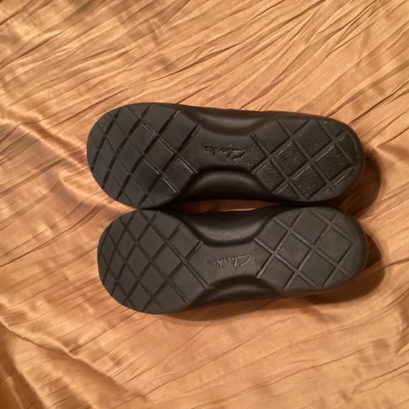 Clarks - Picture 4 of 4